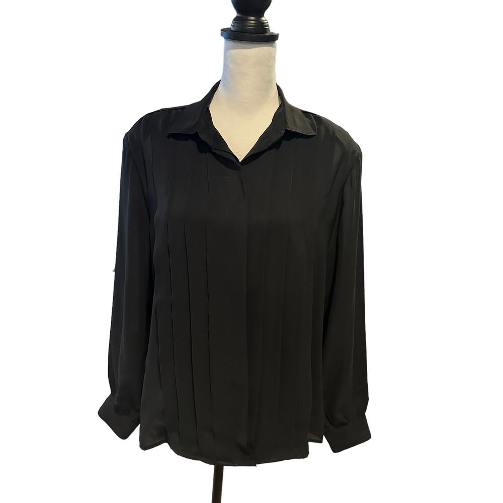 Laura Mae Black Button Down Top 16